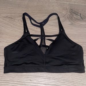 Victoria’s Secret strappy front sports bra✨